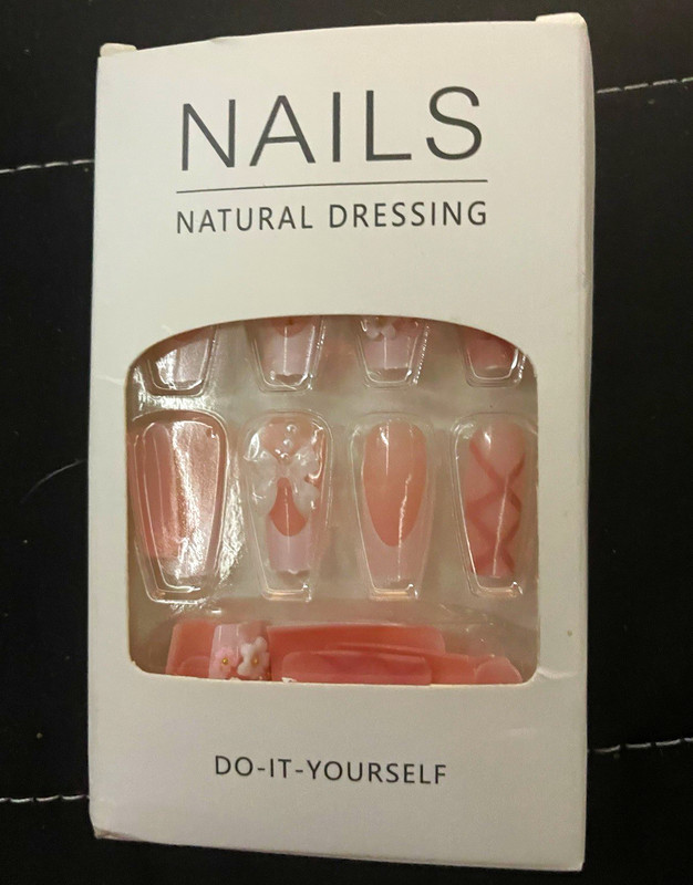Pre-Designed Press-On Nails Pink Clear 3D Effect Square Shape for Finger