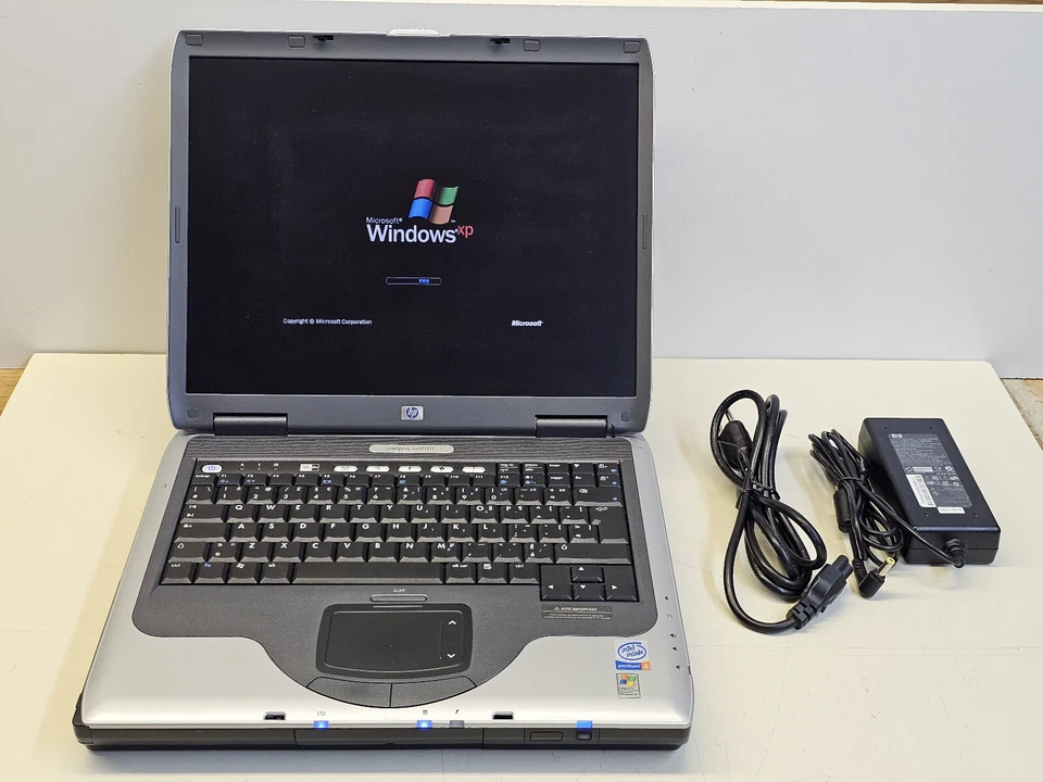 HP/Compaq NX9010 14.1" Pentium 4-M 2400 + 1GB + 40GB Windows XP Pro TESTED - Image 3 of 4