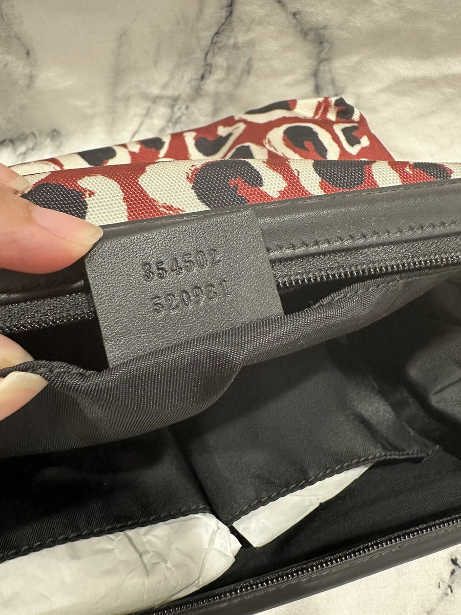 Gucci Cosmetic/Travel Case/Pouch mini leopard painting in Gucci Cosmetic/Travel Case/Pouch mini leopard painting in