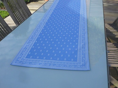 Tischläufer Jacquard 45x160 cm blau Blütenmotiv aus Frankreich mit Teflonschutz - Bild 4 von 5