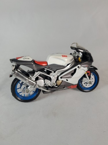 APRILIA RSV 1000R die-cast 1:18 sport super bike motorcycle Maisto - Picture 5 of 9