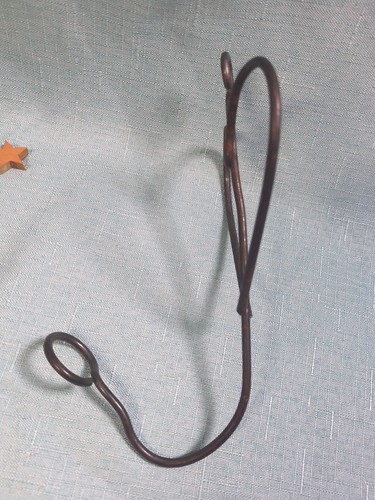 VTG Heart Shaped Wire Wall Mount Coat Towel Rack Hook Hat Coat Valentines Day - Picture 2 of 7