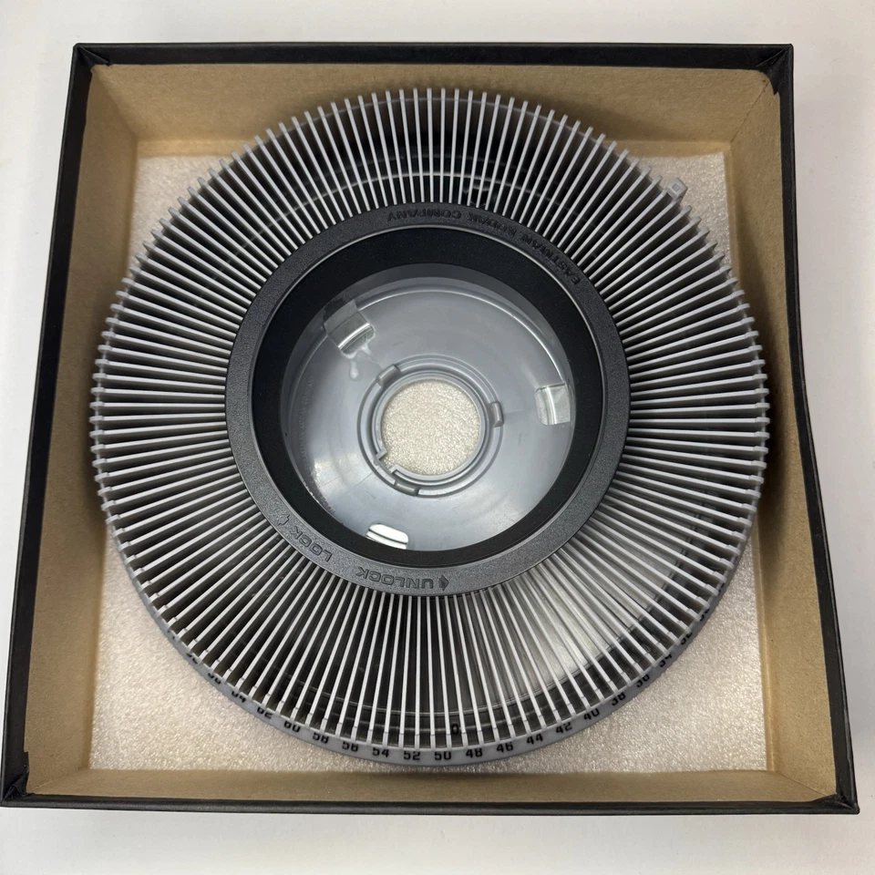 NEW - Kodak 1983 - Carousel Transvue 140 Slide Tray Chargeur - Image 3 of 4