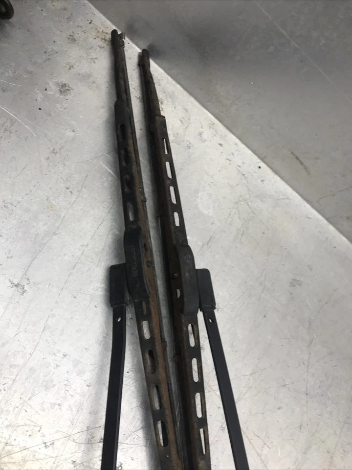 84-94 CHEVROLET CORVETTE C4 SET OF 2 FRONT LEFT & RIGHT WINDSHIELD WIPER ARM OEM - Image 4 of 4