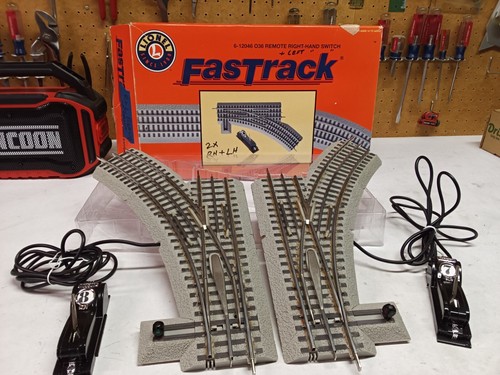 C-6 Lionel Fastrack O gauge pair 6-12045 6-12046 LH RH remote switches 036 #01