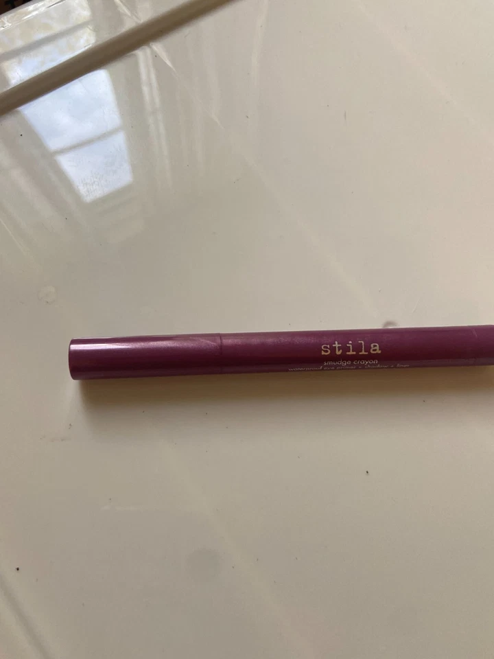 Stila Smudge Crayon Primer + Shadow + Liner PINK VIOLET 0.04 oz/1 g - Image 2 of 2