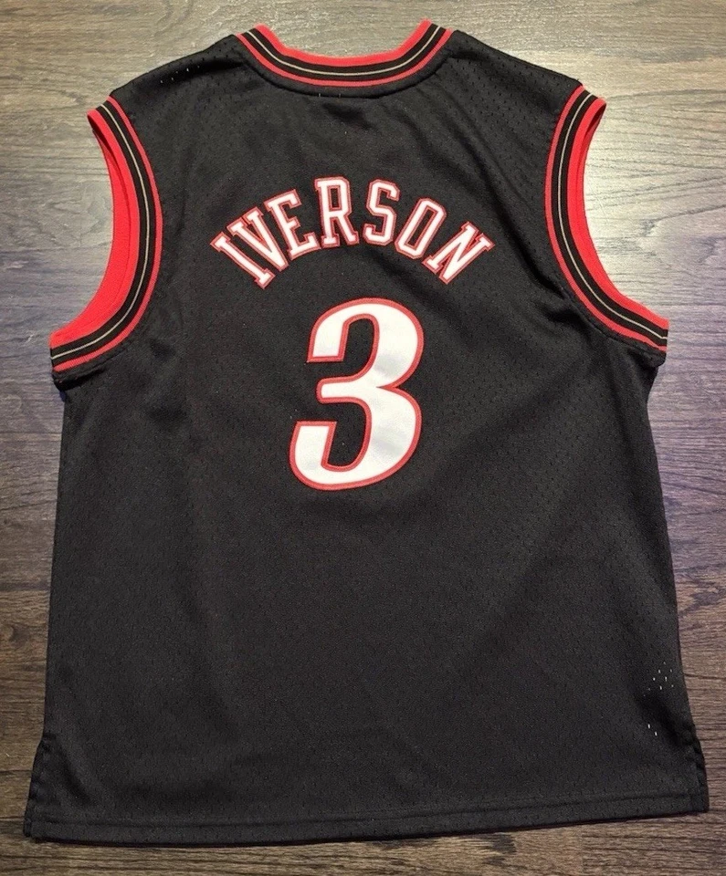 Camiseta deportiva juvenil Mitchell & Ness Allen Iverson 2000-01 Hardwood Classics 76ers Foto 2 de 3
