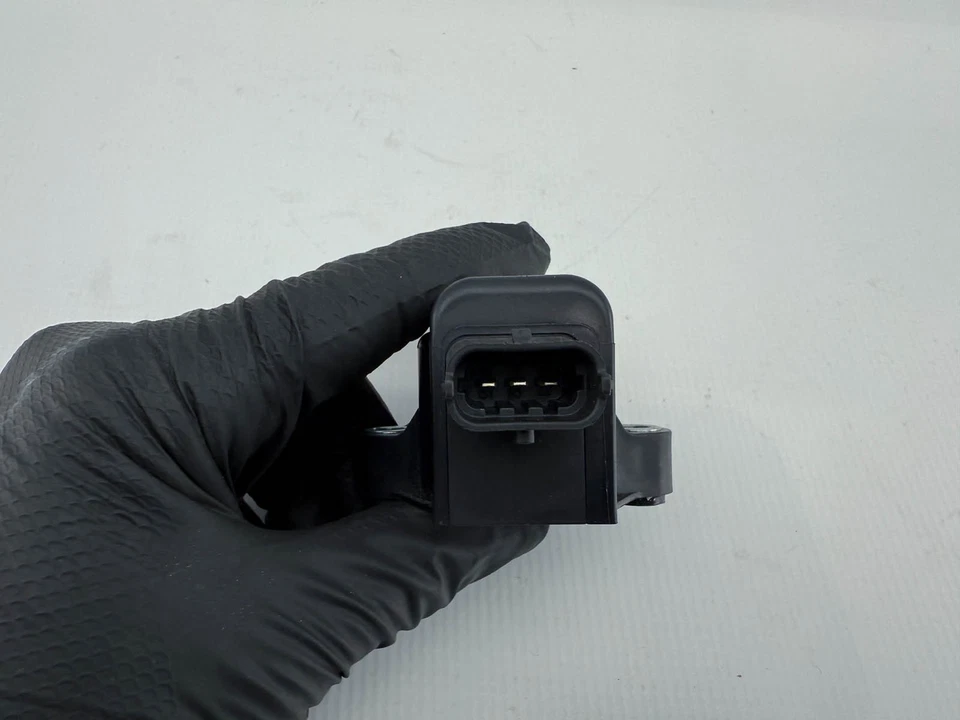 Moto Guzzi V7 Stone Bobina de encendido derecha Right ignition coil pack (1) 24' Foto 4 de 4