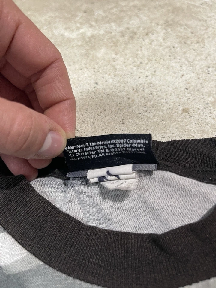 Camiseta camuflada Spider-Man 3 Marvel Movie 2007 jóvenes niños talla grande (12/14) Foto 2 de 3