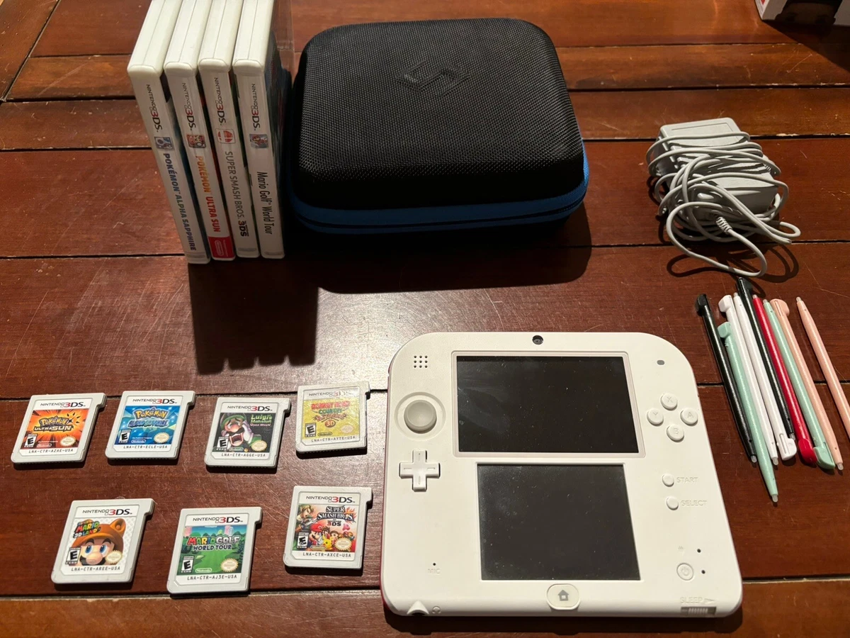 Nintendo 2ds scarlet red with best sale new super mario bros 2 bundle