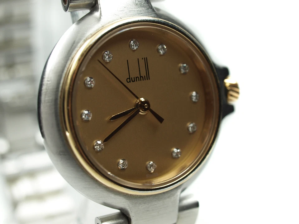 Reloj para mujer Dunhill Millennium de cuarzo de acero inoxidable con diamantes de 12 puntos Foto 2 de 4