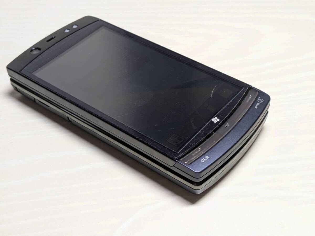 Windows7ケータイ F-07C ブラック 価格.com - 【注目製品レポート】Androidスマホより便利