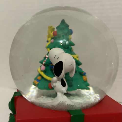 Arachidi Musicale Globo di Neve Snoopy & Woodstock Decora Albero "Jingle Bells" 5,5" - Foto 18 di 20