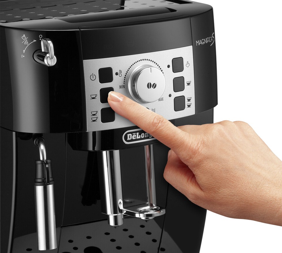 De'Longhi Bean to Cup Coffee Machine Magnifica S ECAM21.117.B