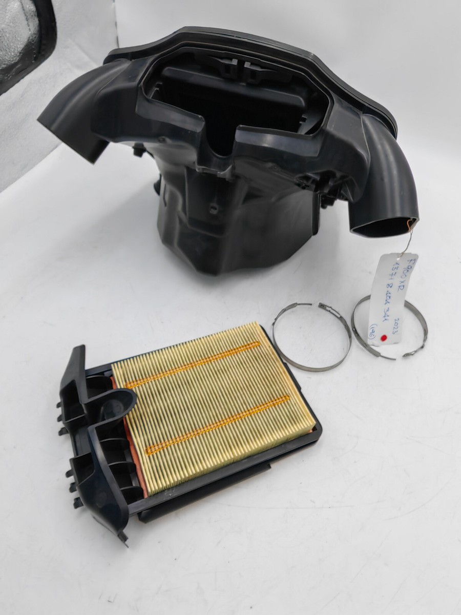 um出品 13718567805 BMW Front air duct - KFM-Motorraeder