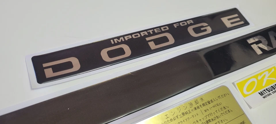 Emblemas y calcomanías para Dodge Raider Foto 3 de 4