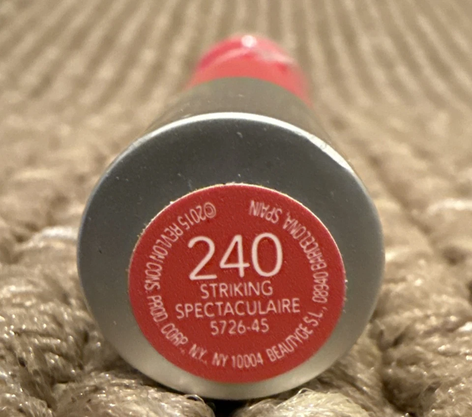 Revlon ColorBurst Balm Stain #240 STRIKING Balm NEW AND SEALED - Image 3 of 3