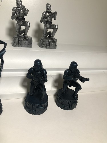Star Wars Saga Edition Chess Figure 12 Piece Lot Parker Brother 2004 - Picture 6 of 6
