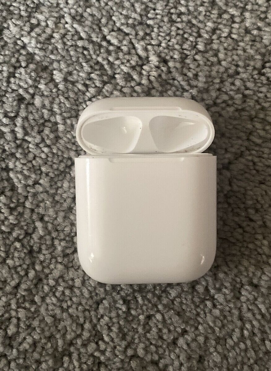 Genuine Apple AirPods Charging Case Only For Models: A1602 Genuine Apple AirPods Charging Case Only For Models: A1602