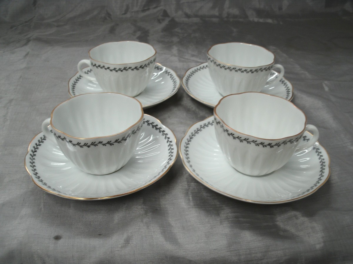 Vtg Arabia of Finland VARPU 4 Tea Coffee Cup & Saucer Sets