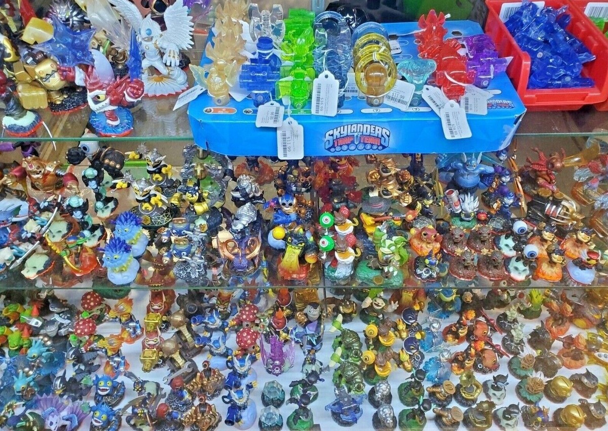 Skylanders Figures ~ Complete Your Collection ~ *FREE