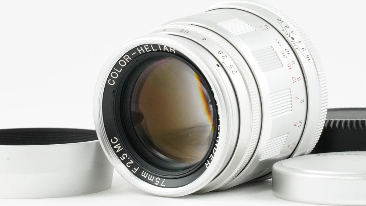 Voigtländer Camera Lenses 75mm Focal f/2.5 Maximum Aperture for