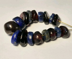 17 ANCIENT RARE LAPIS LAZULI & GARNET BEADS