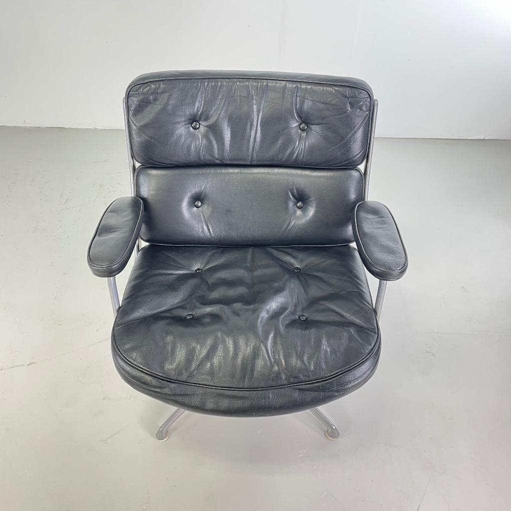 VINTAGE EAMES HERMAN MILLER LEATHER TIME-LIFE LOBBy DESK VINTAGE EAMES HERMAN MILLER LEATHER TIME-LIFE LOBBy DESK