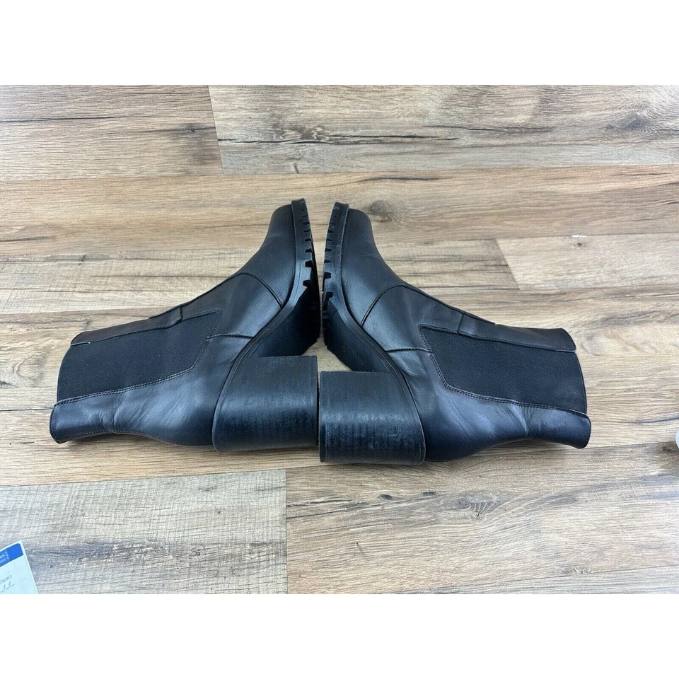 Bota Urban Outfitters UO para mujer talla 9 de cuero punta cuadrada tacón bloque Foto 4 de 4