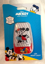 Disney Mickey And Minnie Mouse LED Nightlight - Light Sensing On and Off New