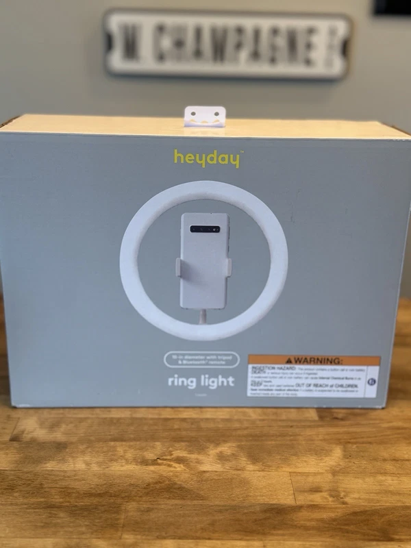 Heyday Ring Light Tripod Stone White