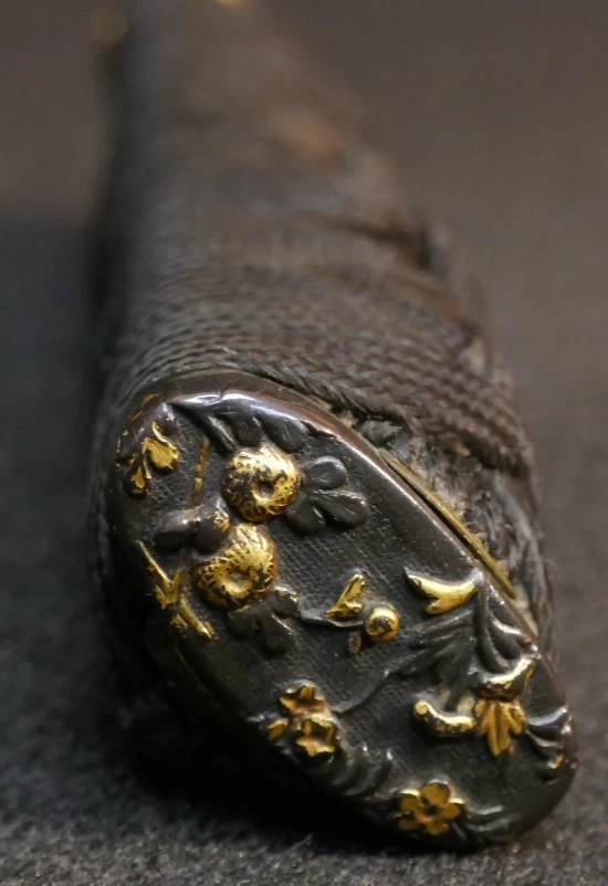 Antiguo Wakizashi Tanto japonés 秋草 Akikusa Fuchikashira Tsuka mango período Edo Foto 4 de 4