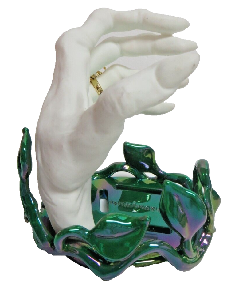 Bath & Body Works Halloween IVY WITCH HAND Foaming Soap Holder Spider