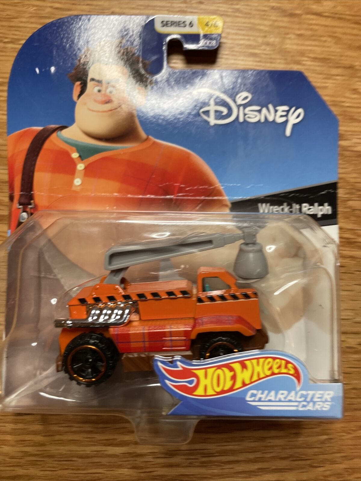 Mattel Hot Wheels Disney Personagem Detona Ralph Carro de Brinquedo