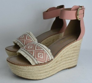 tommy hilfiger light pink shoes