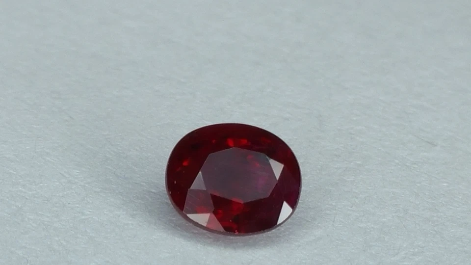 🔴 Ruby Natural Oval Cut 4.3x3.7mm 🔴 - Image 3 of 4