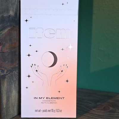 Item Beauty In My Element Eyeshadow Palette Star-Struck Zenith Vegan 10 Shades