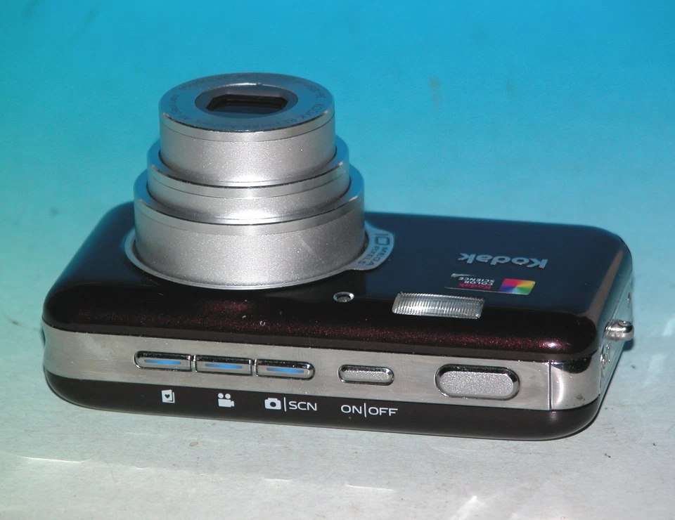 Reconditioned - Kodak EasyShare V1003 10.0MP Digital Camera - Java Brown #2263 - Image 3 of 4