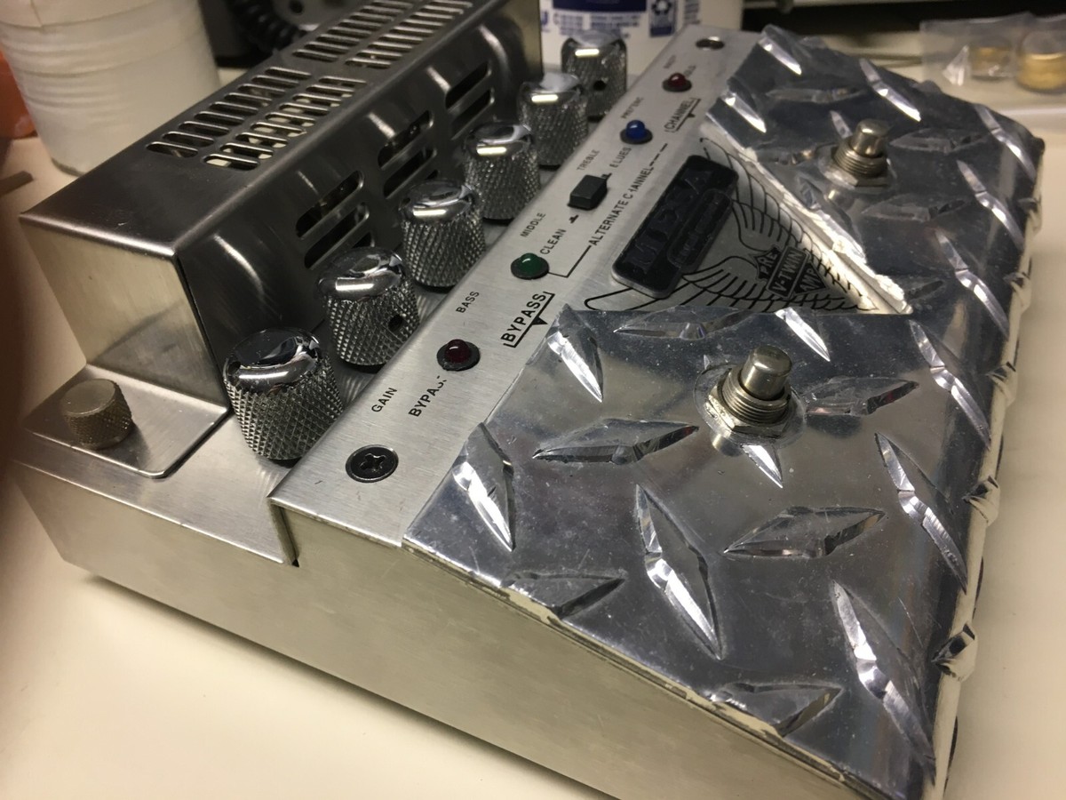 Mesa Boogie V-TWIN PRE AMP アンプ s-l400.jpg