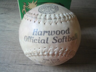 Balle De Softball Officielle Harwood En Bois Dur De 1858, Avec Boîte NITE & DAY #100