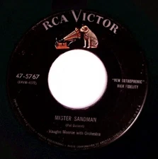 VAUGHN MONROE THEY WERE DOIN' THE MAMBO/MISTER SANDMAN VINYL 45 69-108