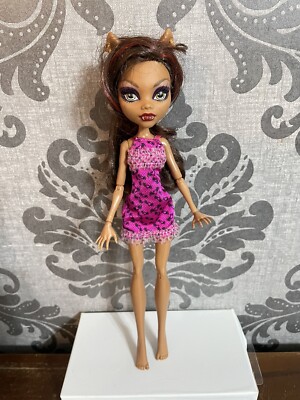 Monster High Scarily Ever After Clawdeen Wolf Doll -Draculaura Dead Tired Dress-