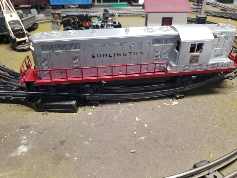 LIONEL 2328 BURLINGTON GP-7 DIESEL LOCOMOTIVE,Runs Great- see VIDEO