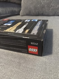 LEGO Architecture New York City, 21028, New In Sealed Box! 598 Pcs Complete Set