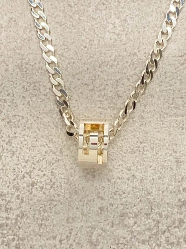 GUCCI SV925 Collana in argento con top da donna usata