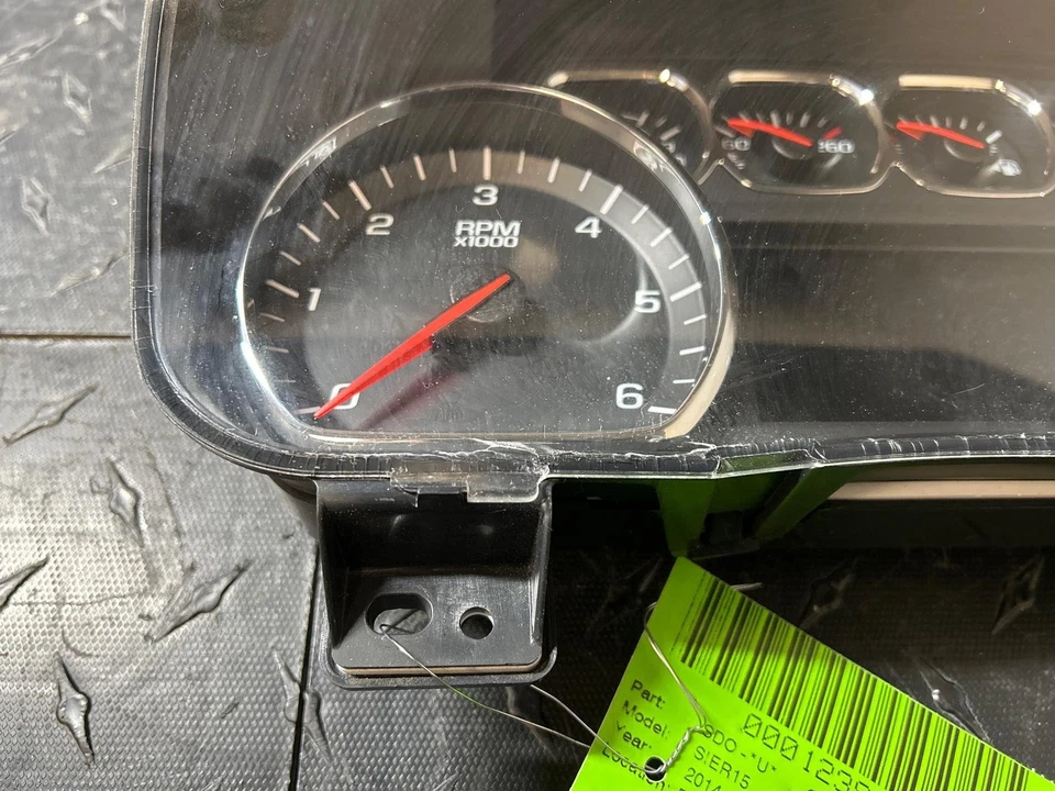 GMC Sierra 1500 2014 velocímetro cuadro de instrumentos 133 k AT * (grieta) 23448523 Foto 3 de 4