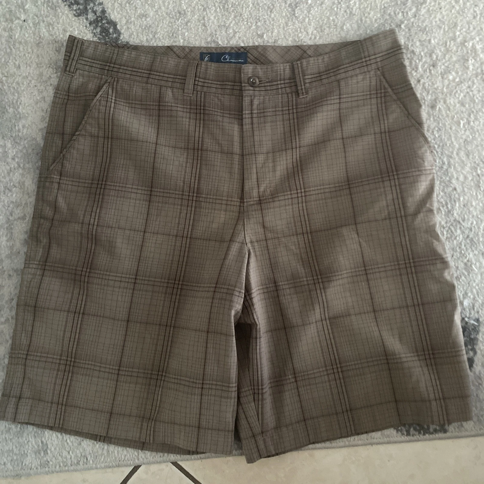 Cleveland Classics Mens Golf Shorts Size 38 brown