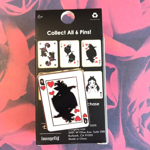 Loungefly Disney Alice In Wonderland Playing Card Pin- QUEEN OF HEARTS - Picture 7 of 9