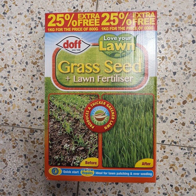 Love Your Lawn Quick Start Garden Grass Seed and Fertiliser Super Size