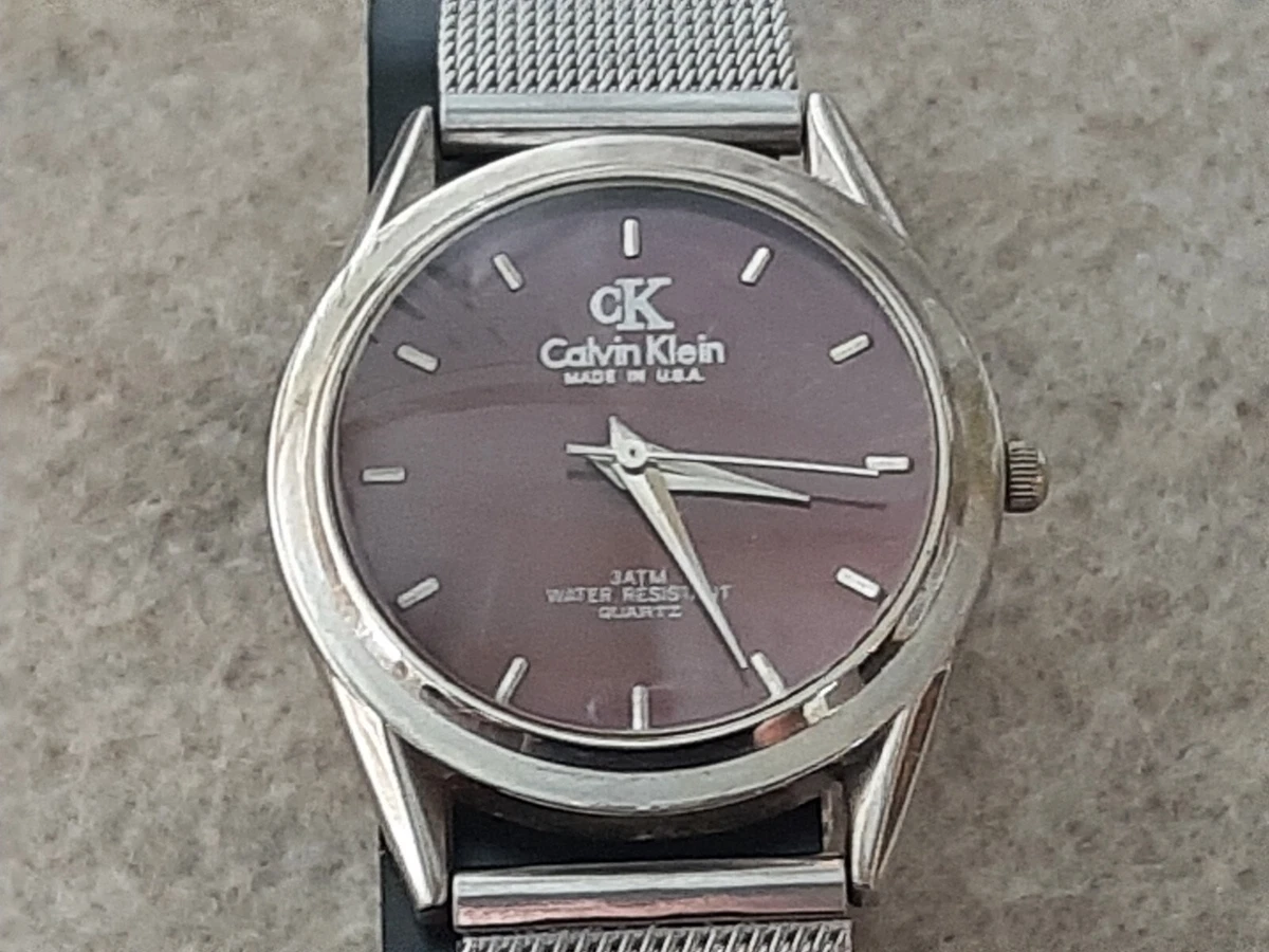 Calvin klein quartz clearance water resistant usa